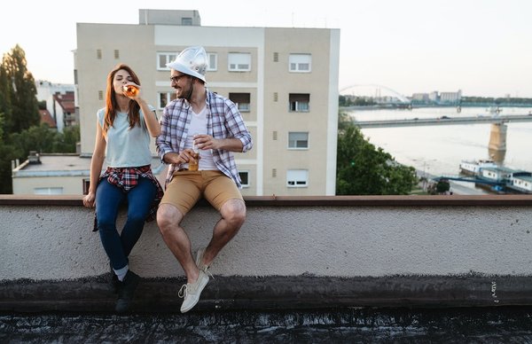 Comment aménager une petite terrasse pour en faire un espace vert et convivial?